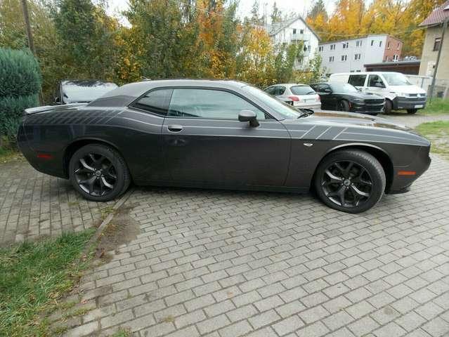 Dodge Challenger 3,6 SXT 