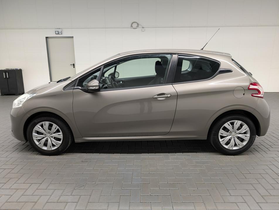 Peugeot 208 Active SHZ/PDC/BT/Tempomat